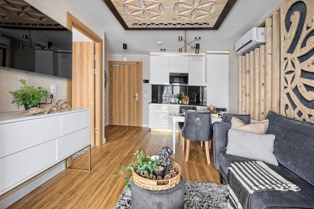 Aparthotel Goralski Spa 2 เบียลกาตัทร์ชันสกา ภายนอก รูปภาพ