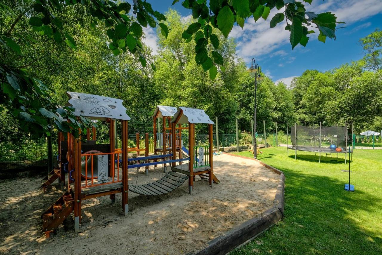 Aparthotel Goralski Spa 2 เบียลกาตัทร์ชันสกา ภายนอก รูปภาพ