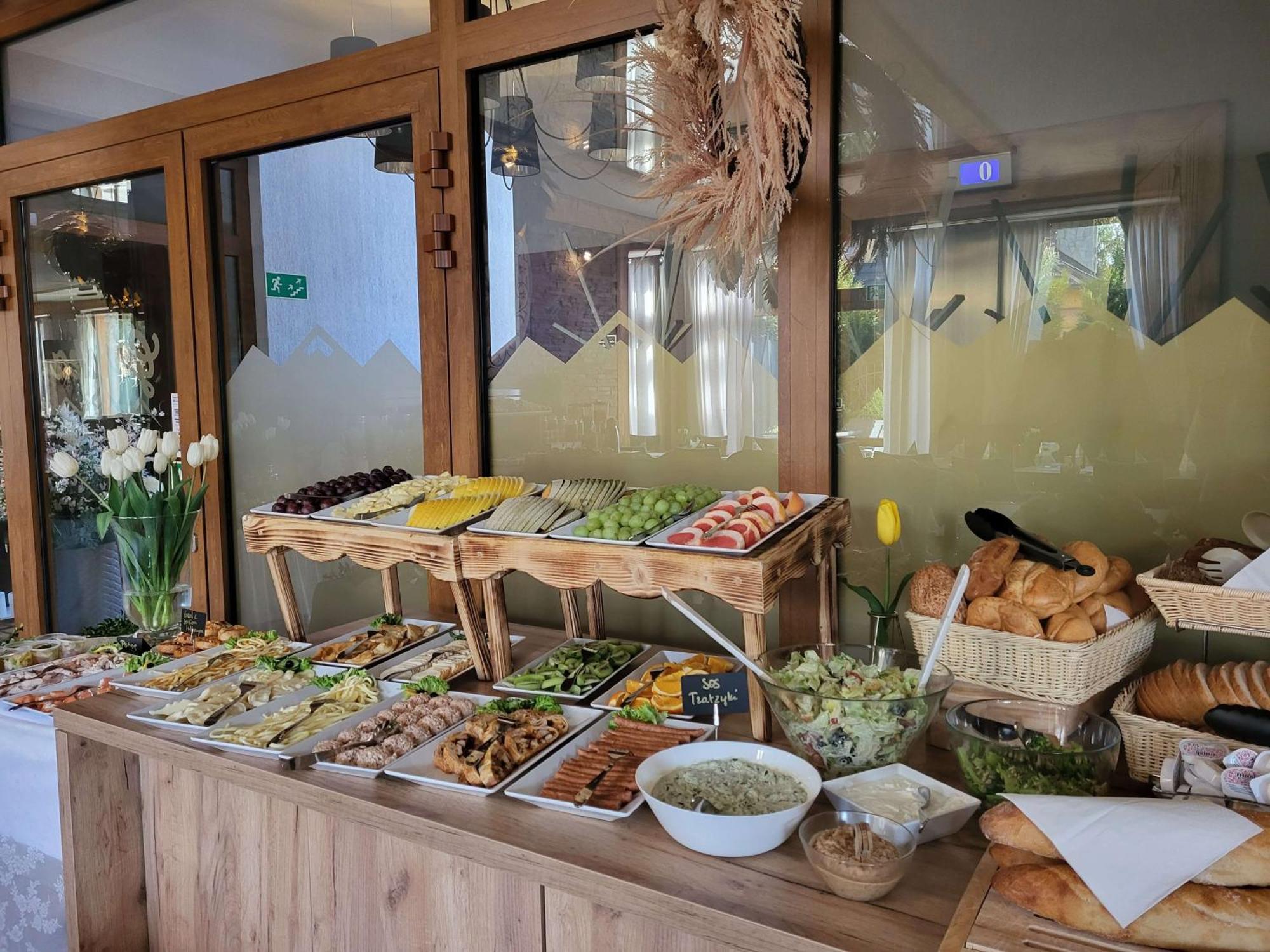 Aparthotel Goralski Spa 2 เบียลกาตัทร์ชันสกา ภายนอก รูปภาพ